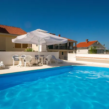 Meridiana-5 By Interhome