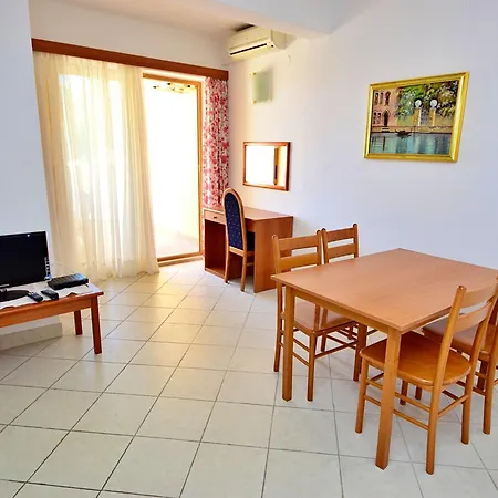 아파트 Meridiana-5 By Interhome 오레비츠