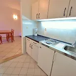 Meridiana-5 By Interhome Apartman *