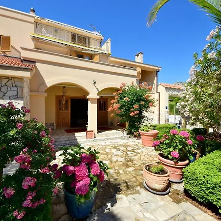 Apartman Meridiana-5 By Interhome *