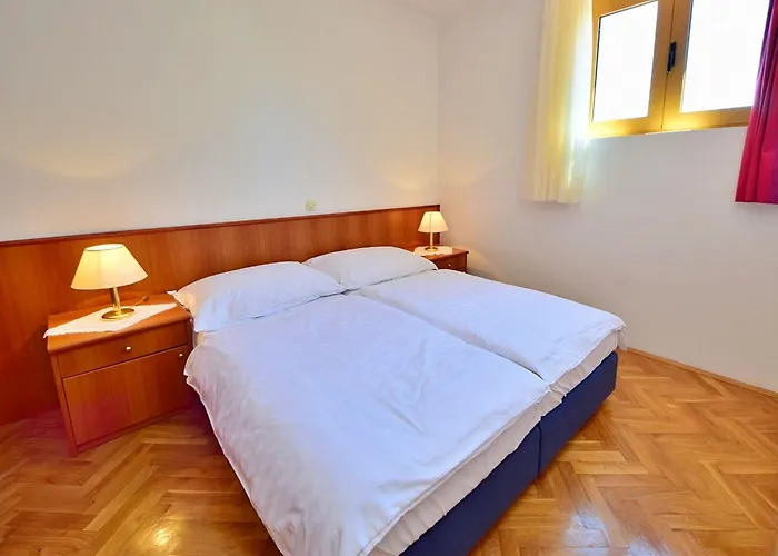 Apartman Meridiana-5 By Interhome