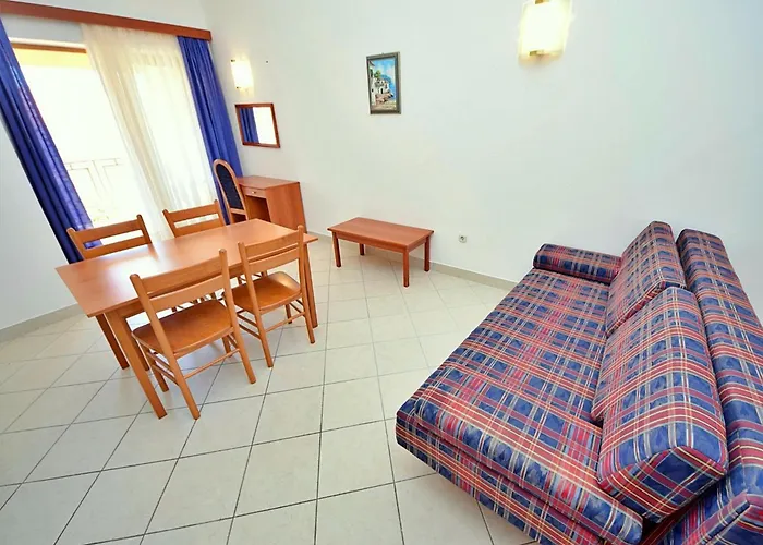 Meridiana-5 By Interhome Apartman